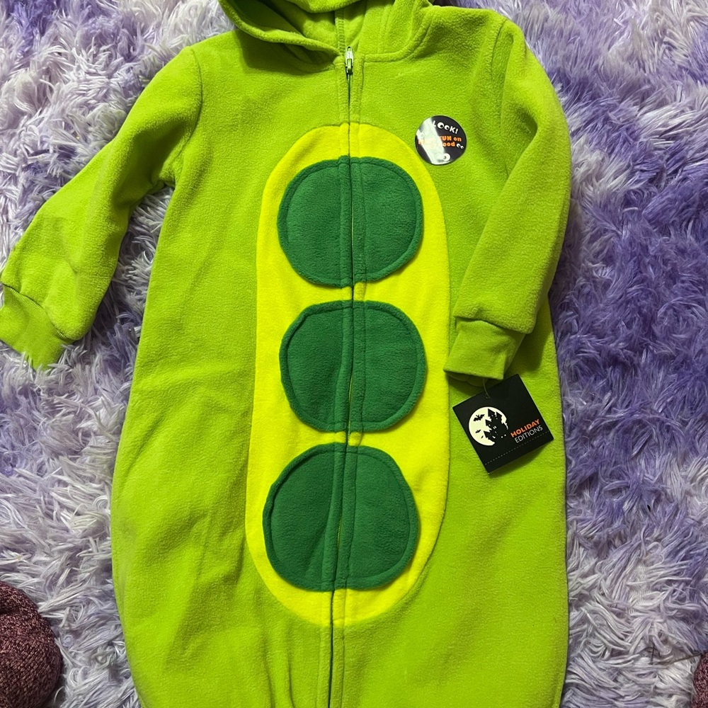Holiday Edition Infant Peas In A Pod Costume Green Zipper Newborn OSFM New
